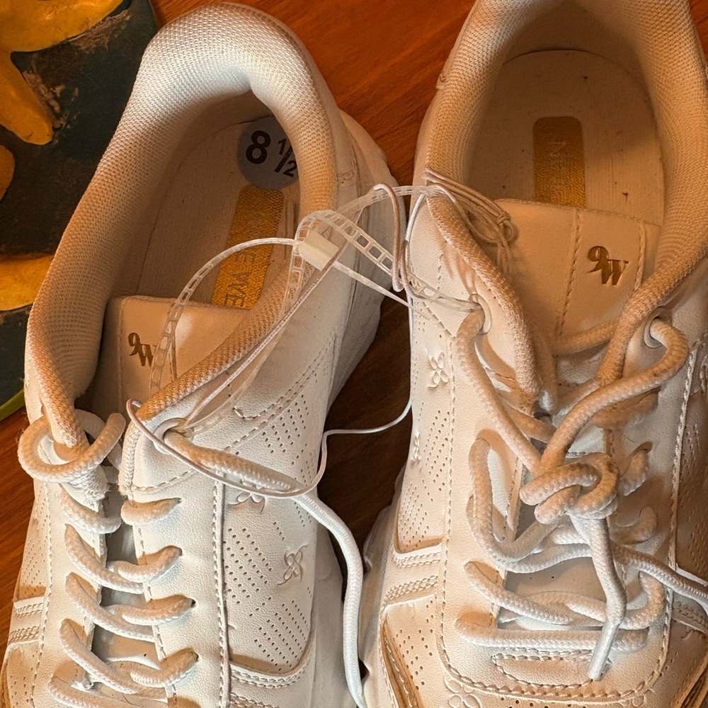 Nine West White Sneakers - Picture 5 of 7